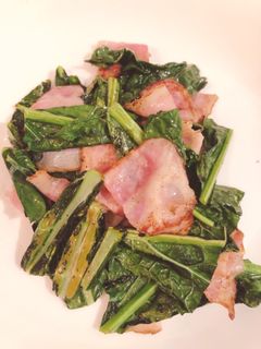 黒キャベツとベーコンの炒め物-レシピのメイン写真