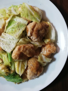 鶏むねとキャベツのさっぱりレモン炒め*･-レシピのメイン写真