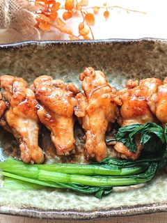 手羽元の照り旨煮焼き(小松菜添え)-レシピのメイン写真