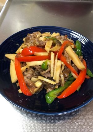 こんにゃくで量増し青椒肉絲-レシピのメイン写真