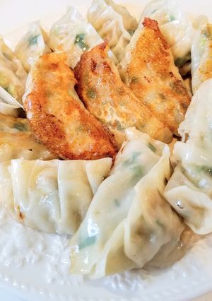 白菜入りの野菜たっぷりで美味しい餃子◎-レシピのメイン写真