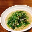 ゴマ香る!豆苗とわかめの簡単中華スープ