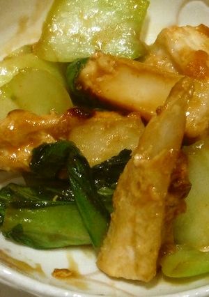 ヤゲン軟骨とチンゲン菜のオイスター炒め-レシピのメイン写真