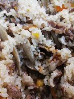 牛肉ゴボウの炊き込みご飯-レシピのメイン写真