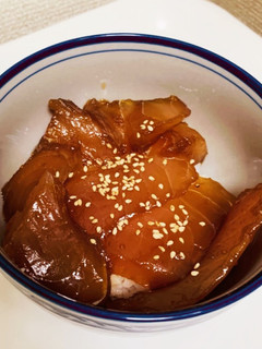簡単!めんつゆでピリ辛漬け丼!!-レシピのメイン写真