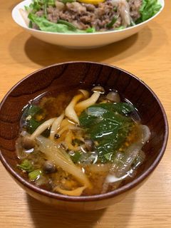残り物でほうれん草としめじのお味噌汁♪-レシピのメイン写真