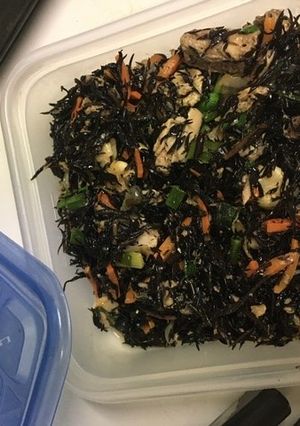サバ入りひじき煮-レシピのメイン写真