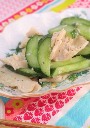 鶏ハム応用　きゅうりと鶏のバジルサラダ-レシピのメイン写真