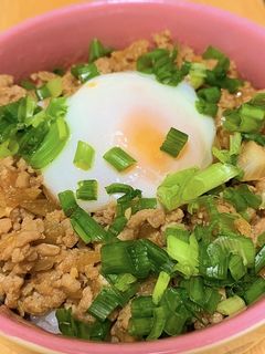 こりゃうまい!ピリ辛そぼろ丼★-レシピのメイン写真