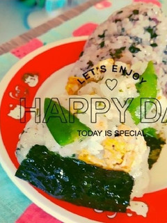 スナップエンドウと炒り卵の春おにぎり-レシピのメイン写真