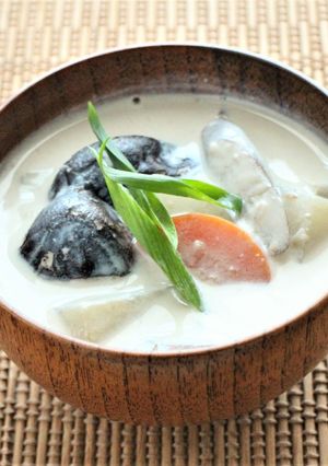 乾しいたけと根菜の豆乳汁（麦みそ仕立て）-レシピのメイン写真