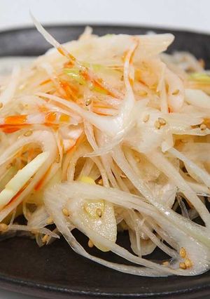 白ネギのごま塩ラー油和え【ＪＡ遠州夢咲】-レシピのメイン写真