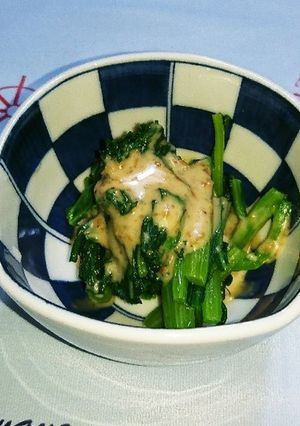 あっさり簡単・春菊が主役のゴマドレかけ-レシピのメイン写真
