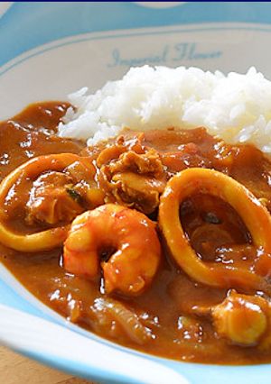スパイスと少量のルーでシーフードカレー-レシピのメイン写真