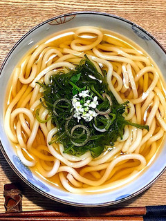 ビューティ女子必見★めかぶうどん-レシピのメイン写真