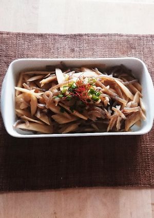 簡単♥️ゴボウとこんにゃくの煮物-レシピのメイン写真