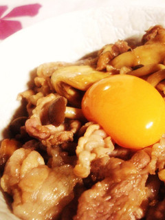 チョイ甘バター醤油の豚きのこランチ丼-レシピのメイン写真