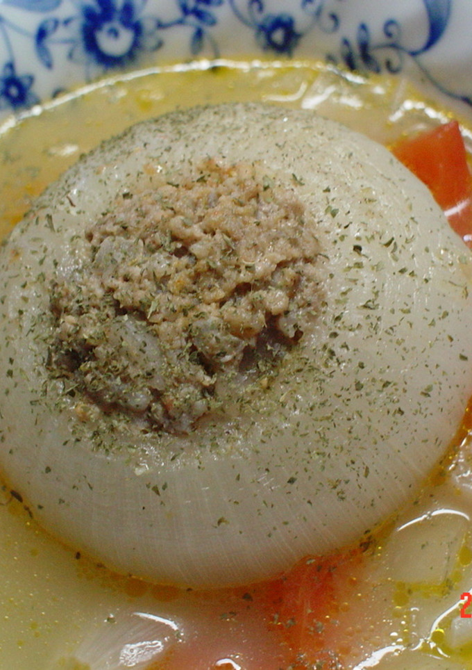 まるごとタマネギの肉詰めスープ-レシピのメイン写真