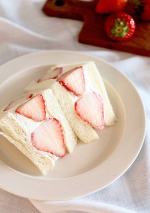 大人のいちごサンドイッチ-レシピのメイン写真