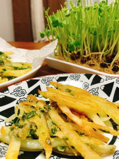 豆苗とジャガイモの揚げ焼き-レシピのメイン写真
