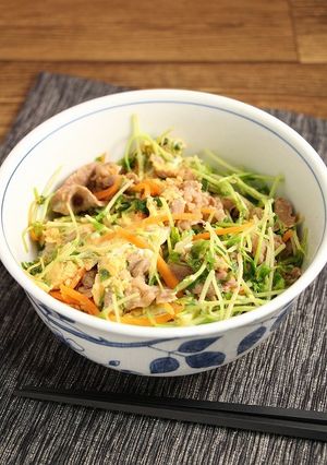 簡単！豆苗豚丼-レシピのメイン写真
