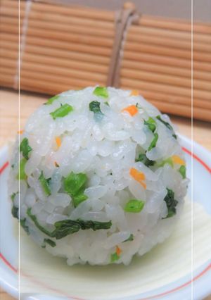 クレソン*人参のおむすび-レシピのメイン写真