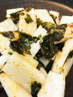 シンプル☆山芋と海苔のごま油炒め-レシピのメイン写真