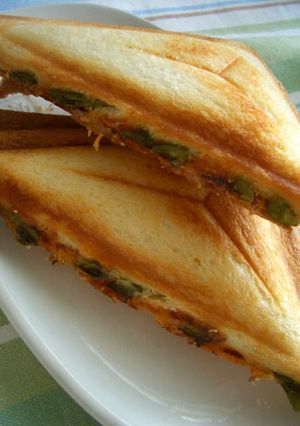 美耳☆いんげんとチーズのホットサンド-レシピのメイン写真