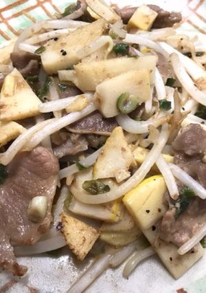 ラムーの豚タン塩パックでもやし炒め-レシピのメイン写真