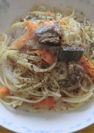 新玉ねぎとサバみそ煮缶の、おうちパスタ-レシピのメイン写真