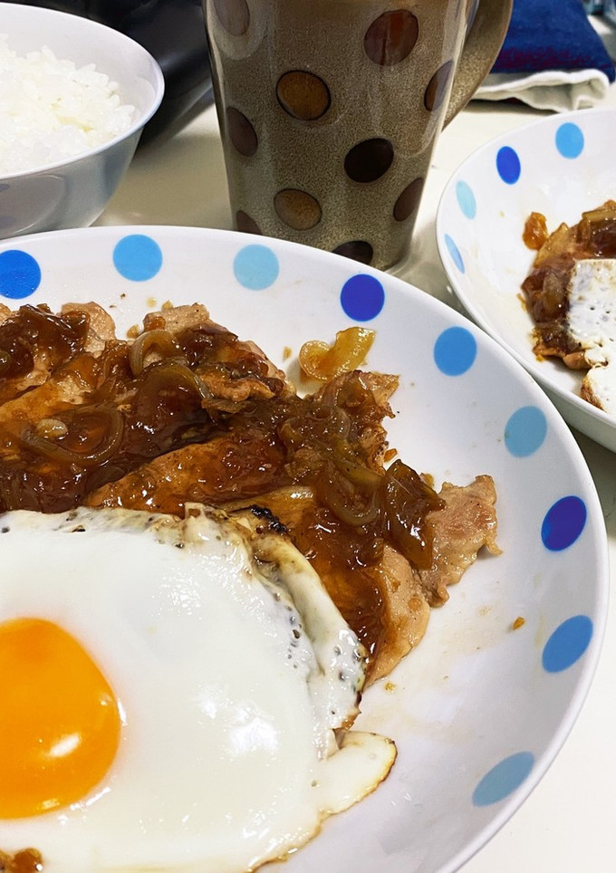 生姜焼き ~目玉焼き乗せ~-レシピのメイン写真