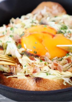 のせて焼くだけ!簡単♡お好み焼きトースト-レシピのメイン写真