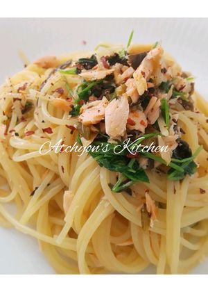 簡単！焼き鮭と高菜と豆苗のペペロンチーノ-レシピのメイン写真