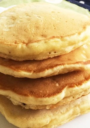 家族に大人気！絶品バナナパンケーキ-レシピのメイン写真