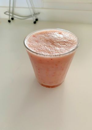 超簡単ミキサーにかけるだけ苺スムージー-レシピのメイン写真