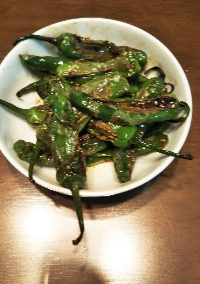 ししとうの素焼き(おつまみ)-レシピのメイン写真