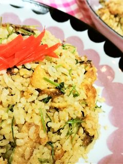 冷や飯消費!豆苗と小揚げのコク旨和風炒飯-レシピのメイン写真