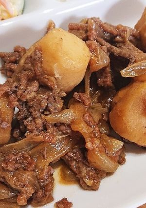 ホットクックで里芋と玉葱の無水そぼろ煮-レシピのメイン写真