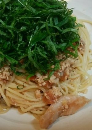 ひき肉と梅干しと大葉でさっぱり簡単パスタ-レシピのメイン写真