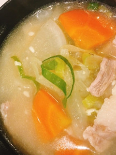 食材の旨みを活かした豚汁☆-レシピのメイン写真