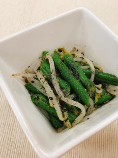 いんげんともやしの黒ごま和え-レシピのメイン写真