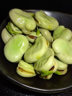 そら豆 さやごとチンで甘旨!-レシピのメイン写真