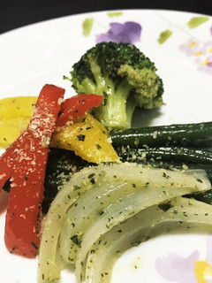 彩り野菜のジェノベソース和え弁当・付け合-レシピのメイン写真