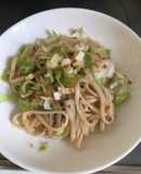 ねぎと鰹節だけ　かんたん焼きうどん