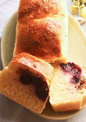 ♡ブルーベリーとイチジクのプチ食パン♡-レシピのメイン写真