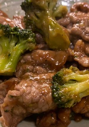 牛肉とブロッコリーのオイスターソース炒め-レシピのメイン写真
