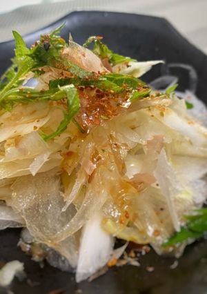 簡単美味♪パク旨新玉ねぎのサラダ-レシピのメイン写真