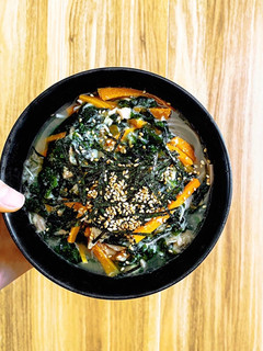 ワカメと人参で免疫力UP!中華風味の蕎麦-レシピのメイン写真