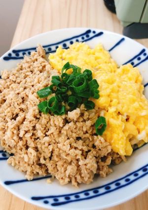 菜箸でくるくる◎ふんわり極上鶏そぼろ-レシピのメイン写真