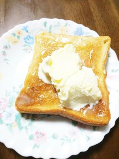 激旨、冷たいアイスのランチパックトースト by クックまいななパパ